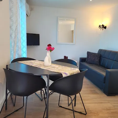 Apartment N&m *